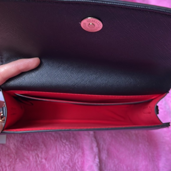 NWT Marilyn Monroe Crossbody with gold chain - Picture 10 of 14